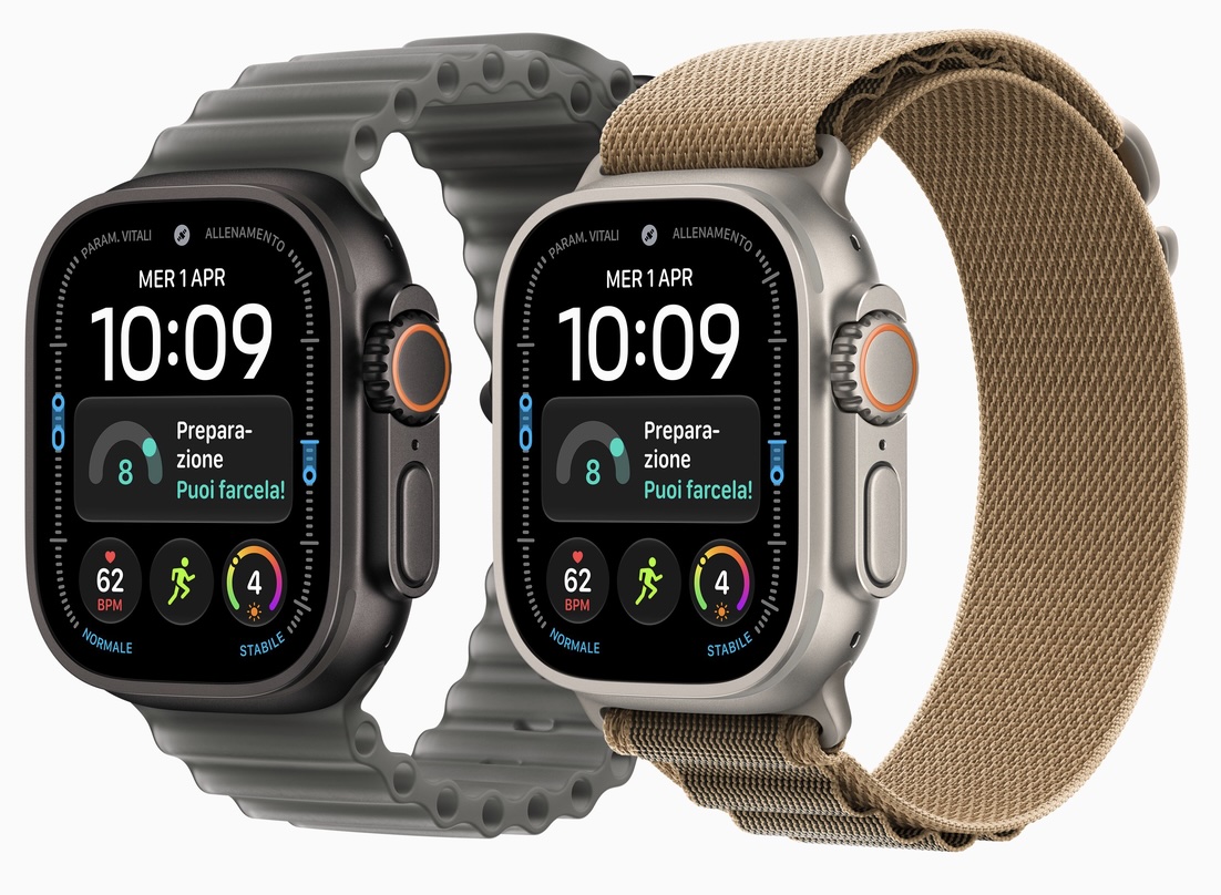 Apple Watch Ultra 4 GPS + Cellular 49mm Natural Titanium Case with Desert Alpine Loop - M